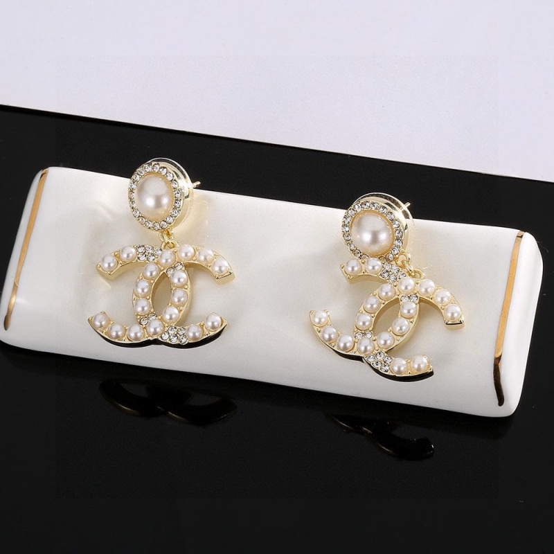 Ch**el earrings